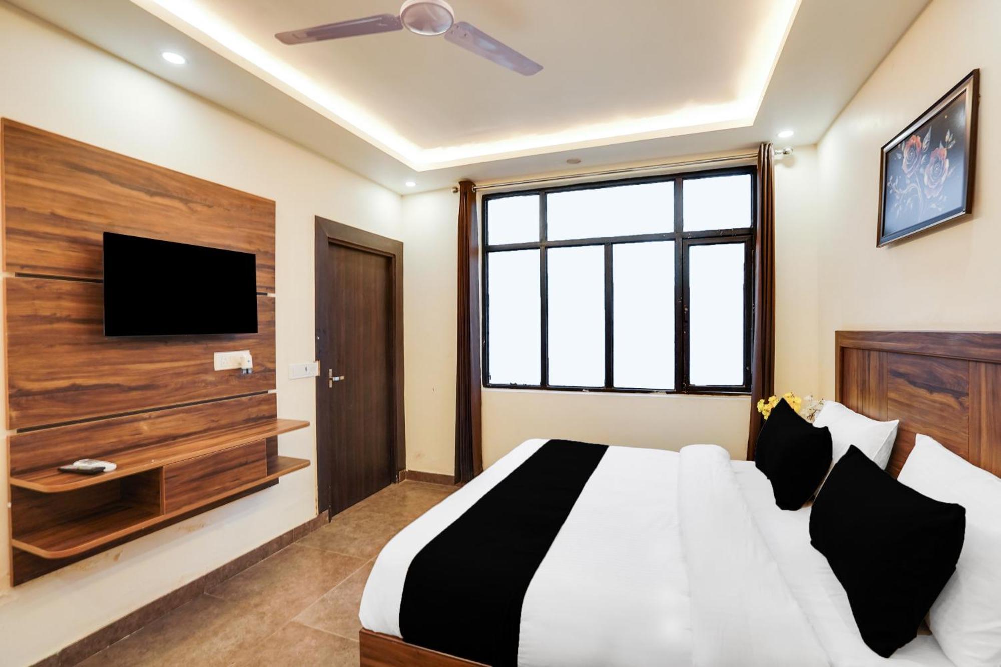 Super Townhouse The Royal Casa Ξενοδοχείο Ghaziabad Εξωτερικό φωτογραφία